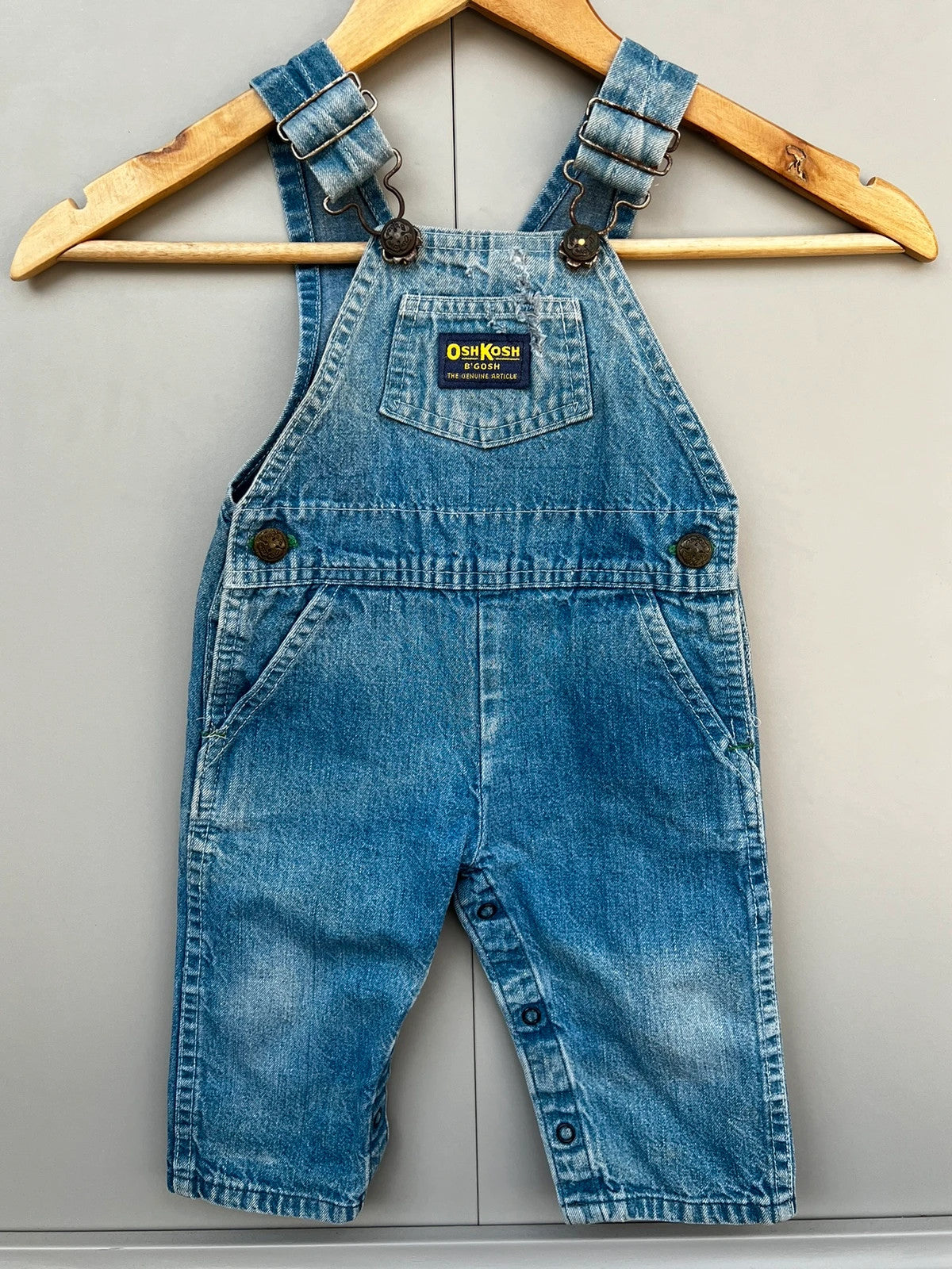 Oshkosh Vintage Denim Dungarees 12M (Play condition)