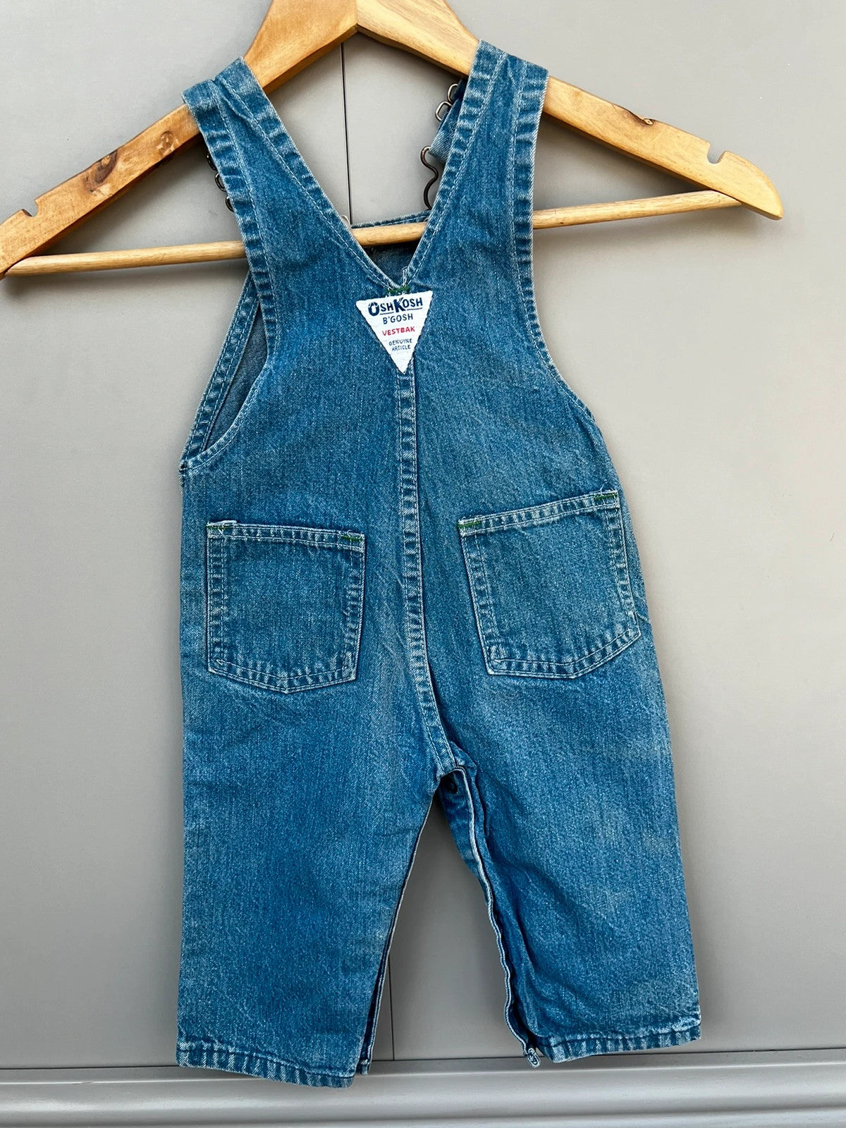 Oshkosh Vintage Denim Dungarees 12M (Play condition)