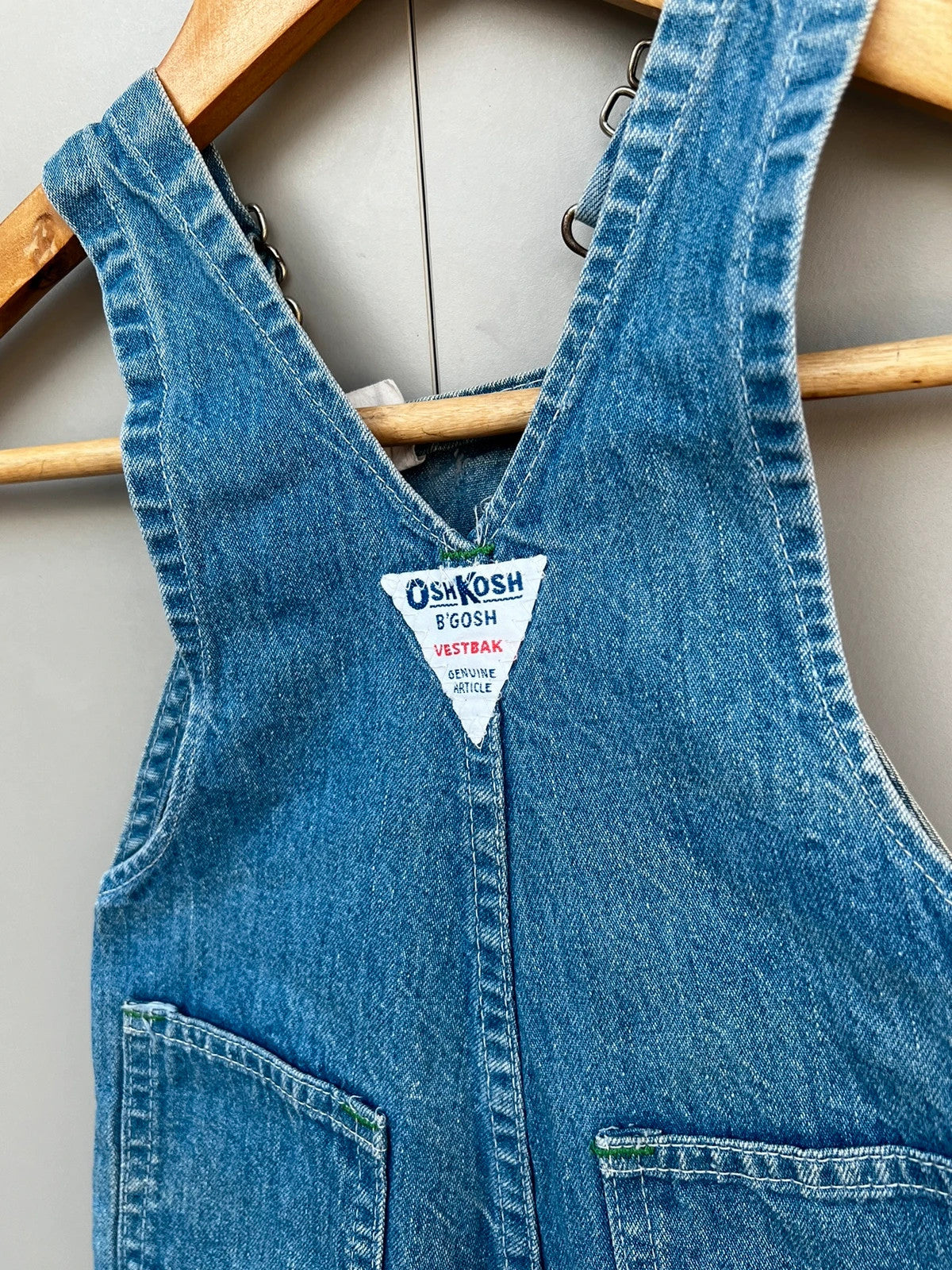 Oshkosh Vintage Denim Dungarees 12M (Play condition)