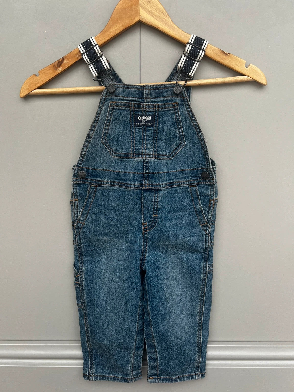 Oshkosh Mid-denim dungarees 18M