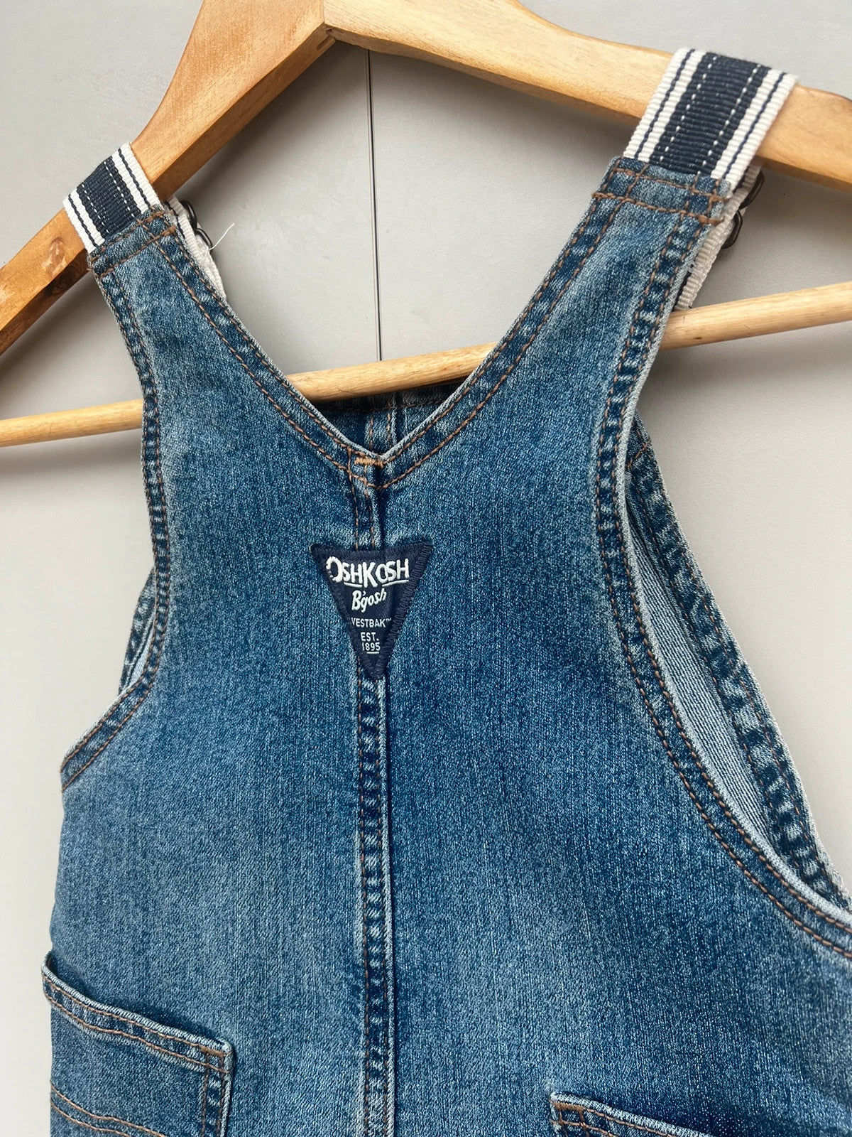 Oshkosh Mid-denim dungarees 18M