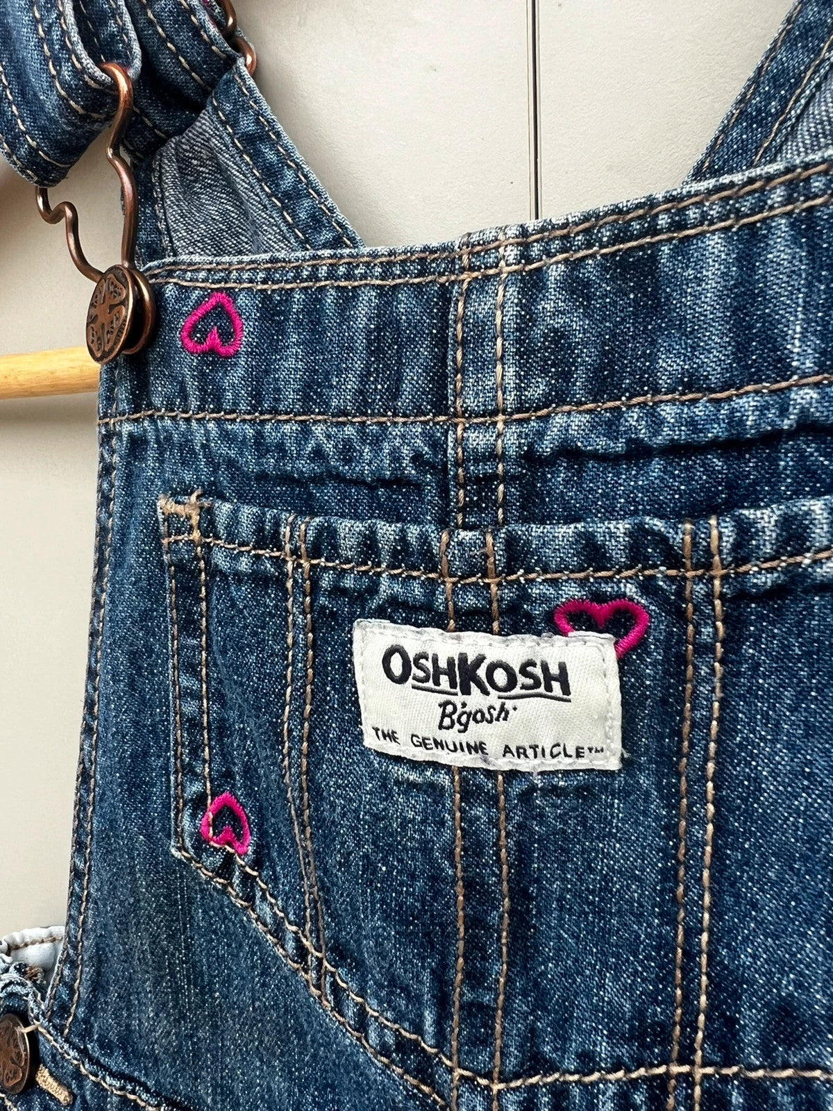 Oshkosh Heart Denim Dungarees 4T (Play condition)