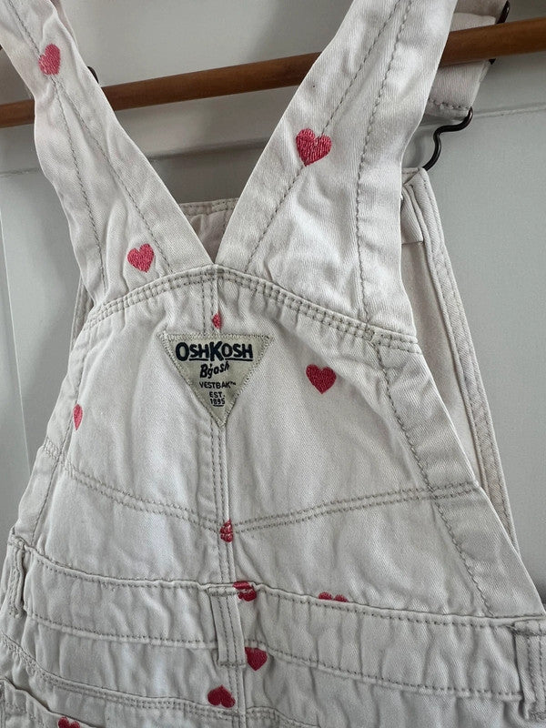 Oshkosh Heart Dungarees 5T (Play condition)