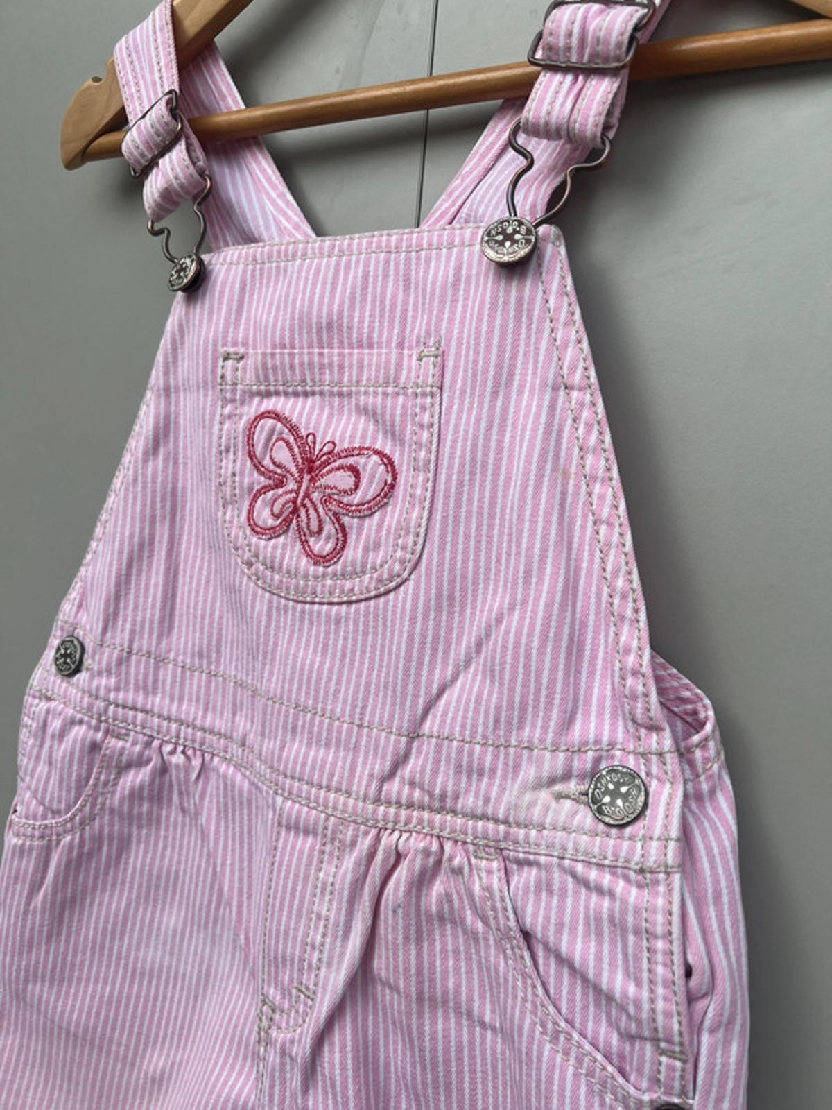 Oshkosh Vintage Hickory Dungarees 4T (play condition)