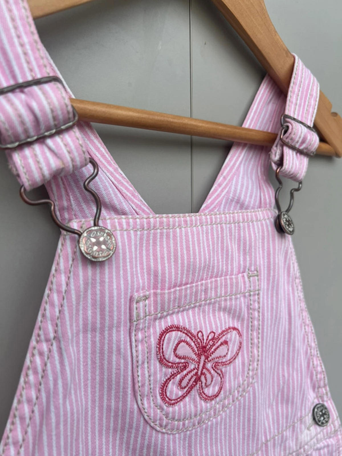 Oshkosh Vintage Hickory Dungarees 4T (play condition)